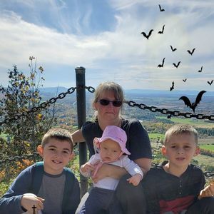 Meet your Posher, Carol